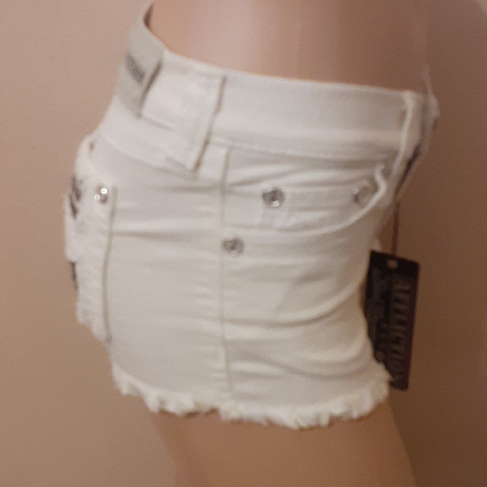 Affliction Vikki Juniors Shorts - Picture 6 of 15